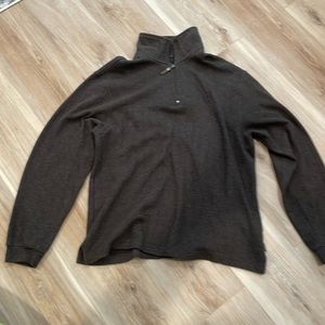 Izod long sleeve men’s shirt